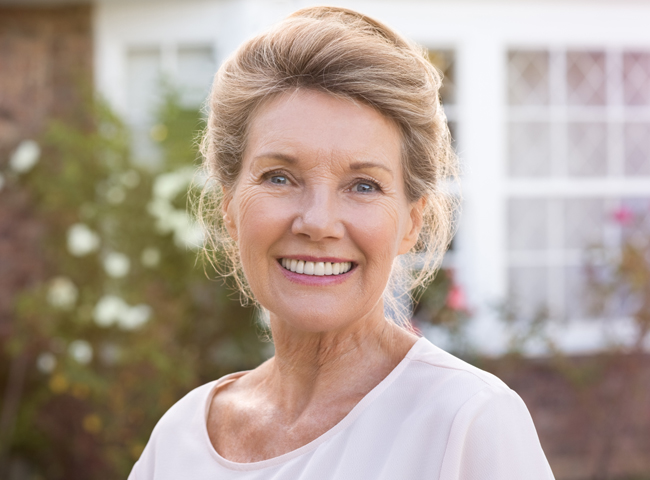 smiling lady with dentures 