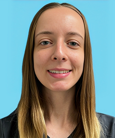 Adrianna - dental assistant