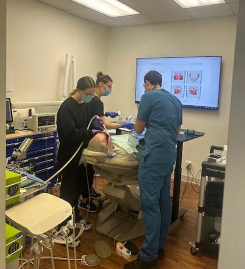 Tecnología dental moderna en consultorio Phoenix